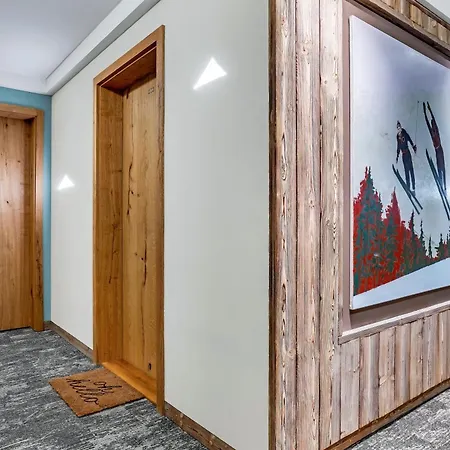Mountain No 209-corso Harrachov, High Speed Wi-fi, Ambilight Smart Tv, Netflix, Youtube, Free Parking, Private Bike Storage Apartment *