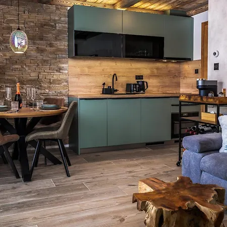 Mountain No 209-corso Harrachov, High Speed Wi-fi, Ambilight Smart Tv, Netflix, Youtube, Free Parking, Private Bike Storage *