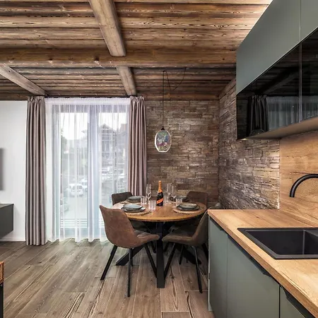Apartment Mountain No 209-corso Harrachov, High Speed Wi-fi, Ambilight Smart Tv, Netflix, Youtube, Free Parking, Private Sejf, Private Bike Storage, Harrachovcard *