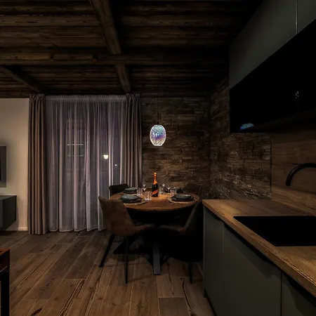 Mountain No 209-corso Harrachov, High Speed Wi-fi, Ambilight Smart Tv, Netflix, Youtube, Free Parking, Private Sejf, Private Bike Storage, Harrachovcard Harrachov